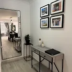 Princess Retreat Beautiful Modern Aprt 2 Min Walk From كوارتيرا