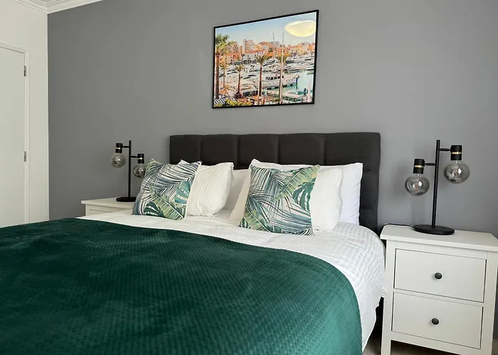 Princess Retreat Beautiful Modern Aprt 2 Min Walk From 公寓 *