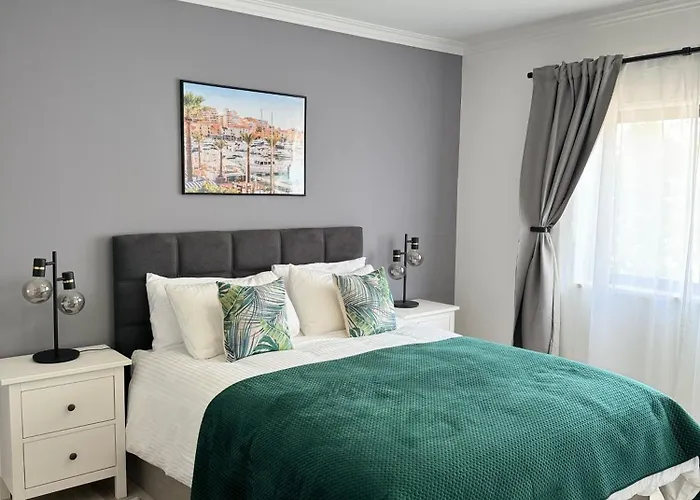 Princess Retreat Beautiful Modern Aprt 2 Min Walk From 公寓 *