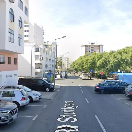 Princess Retreat Beautiful Modern Aprt 2 Min Walk From Apartamento Quarteira