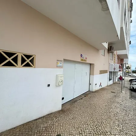 Princess Retreat Beautiful Modern Aprt 2 Min Walk From * Quarteira